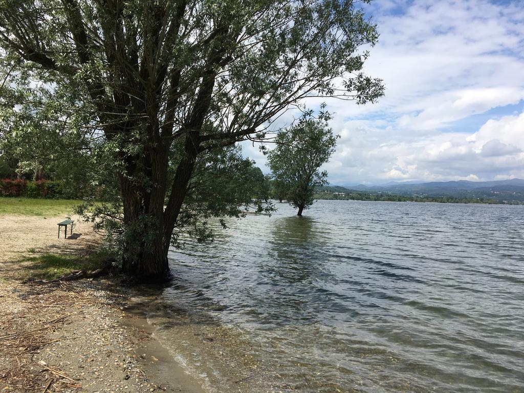 Hotel Lago Maggiore Кастеллетто-сопра-Тичино Экстерьер фото